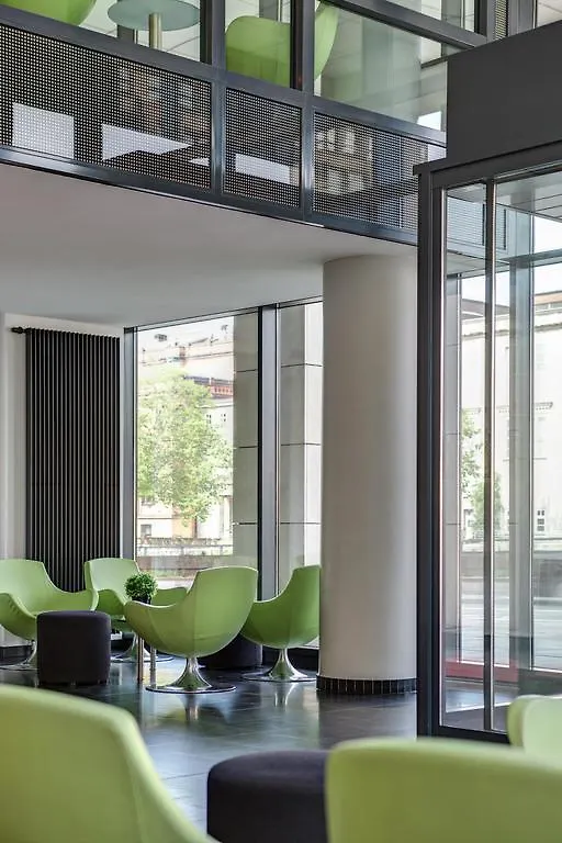 **** Отель Intercityhotel Hamburg Hauptbahnhof Германия