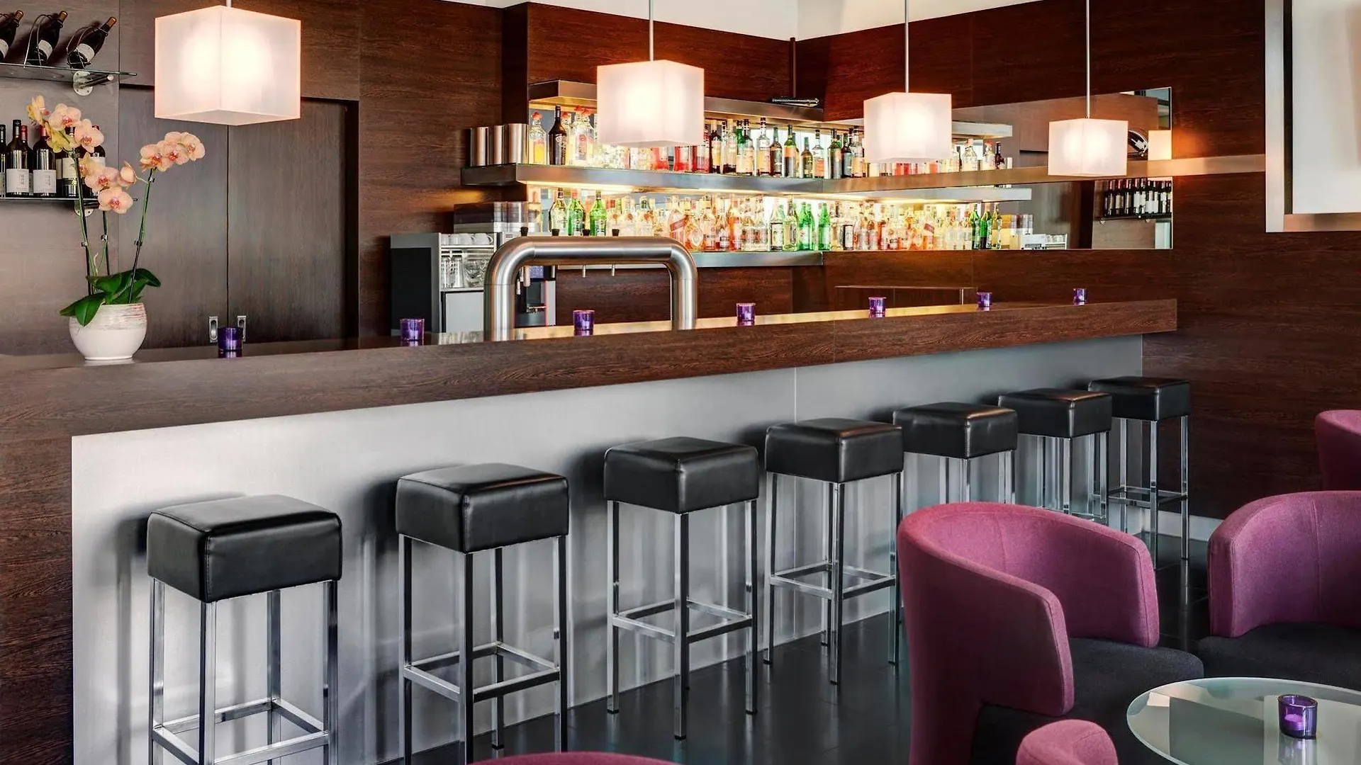 Intercityhotel Hamburg Hauptbahnhof Germany