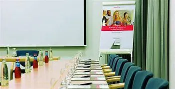 Intercityhotel Hamburg Hauptbahnhof 4*,  Alemania