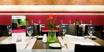 Intercityhotel Hamburg Hauptbahnhof 4*,  Alemania